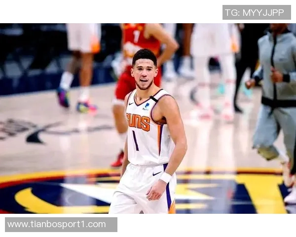 布克开局火热赛季前六场五次30分创太阳队史新纪录