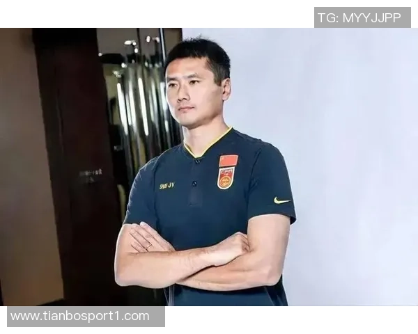 国足新任教练邵佳一团队已抵达肇庆全员将于四日集结备战