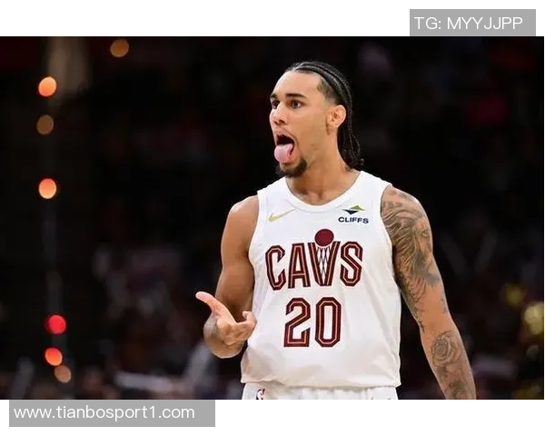 替补席发力泰森梅里尔联手贡献34分助球队逆转胜利