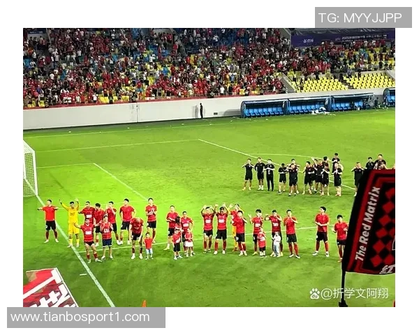 谢文能主场收官赛季贡献4球8助感谢所有支持球队的球迷与伙伴